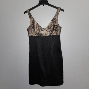 Allen B women's cocktail party dress size 10 lace bodice black